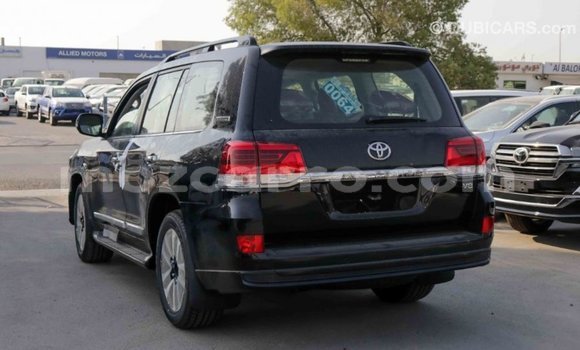 Nunua Imported Toyota Land Cruiser Nyeusi Gari ndani ya Import - Dubai nchini Cabo Delgado Nunua Imported Toyota Land Cruiser Nyeusi Gari ndani ya Import - Dubai nchini Cabo Delgado