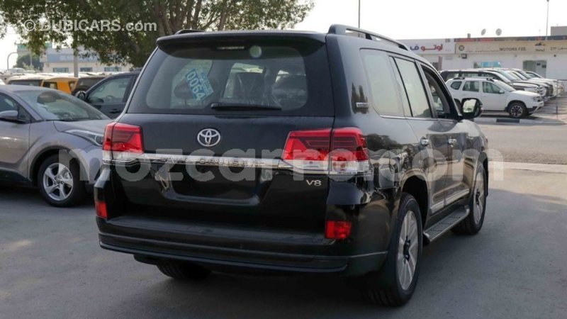 Big with watermark toyota land cruiser cabo delgado import dubai 6560