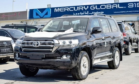 Comprar Importar Toyota Land Cruiser Preto Carro em Import - Dubai em Cabo Delgado Comprar Importar Toyota Land Cruiser Preto Carro em Import - Dubai em Cabo Delgado
