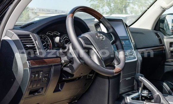 Comprar Importar Toyota Land Cruiser Preto Carro em Import - Dubai em Cabo Delgado Comprar Importar Toyota Land Cruiser Preto Carro em Import - Dubai em Cabo Delgado