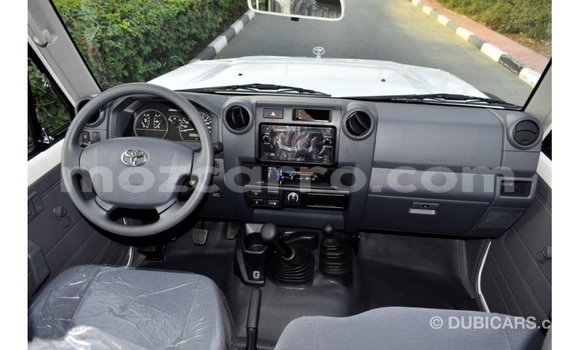 Buy Import Toyota Land Cruiser White Car in Import - Dubai in Cabo Delgado Buy Import Toyota Land Cruiser White Car in Import - Dubai in Cabo Delgado