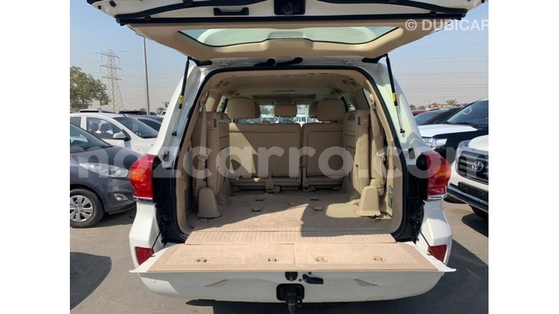 Big with watermark toyota land cruiser cabo delgado import dubai 6576