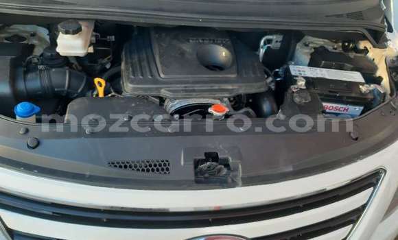 Buy Used Hyundai H1 White Car in Maputo in Maputo Buy Used Hyundai H1 White Car in Maputo in Maputo