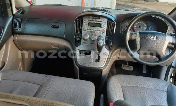 Buy Used Hyundai H1 White Car in Maputo in Maputo Buy Used Hyundai H1 White Car in Maputo in Maputo