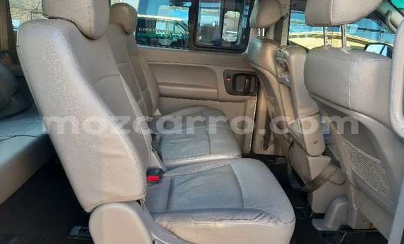 Buy Used Hyundai H1 White Car in Maputo in Maputo Buy Used Hyundai H1 White Car in Maputo in Maputo