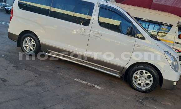Buy Used Hyundai H1 White Car in Maputo in Maputo Buy Used Hyundai H1 White Car in Maputo in Maputo