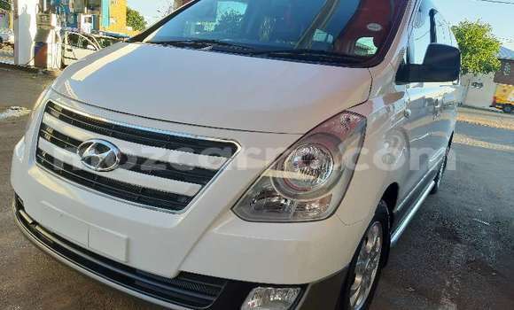 Buy Used Hyundai H1 White Car in Maputo in Maputo Buy Used Hyundai H1 White Car in Maputo in Maputo