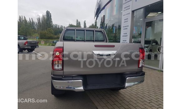 Comprar Importar Toyota Hilux De outros Carro em Import - Dubai em Cabo Delgado Comprar Importar Toyota Hilux De outros Carro em Import - Dubai em Cabo Delgado