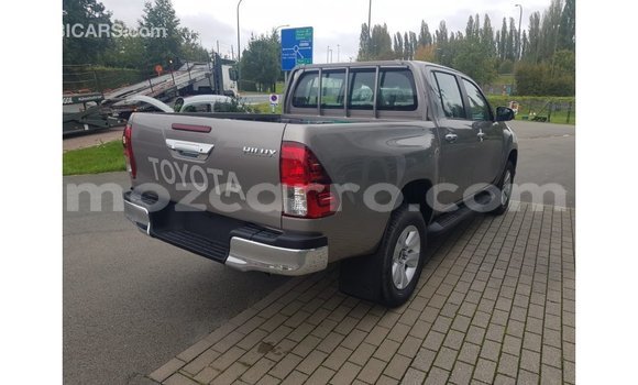 Comprar Importar Toyota Hilux De outros Carro em Import - Dubai em Cabo Delgado Comprar Importar Toyota Hilux De outros Carro em Import - Dubai em Cabo Delgado