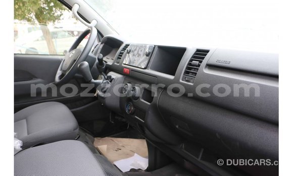 Comprar Importar Toyota Hiace Branco Carro em Import - Dubai em Cabo Delgado Comprar Importar Toyota Hiace Branco Carro em Import - Dubai em Cabo Delgado