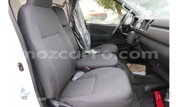Comprar Importar Toyota Hiace Branco Carro em Import - Dubai em Cabo Delgado Comprar Importar Toyota Hiace Branco Carro em Import - Dubai em Cabo Delgado