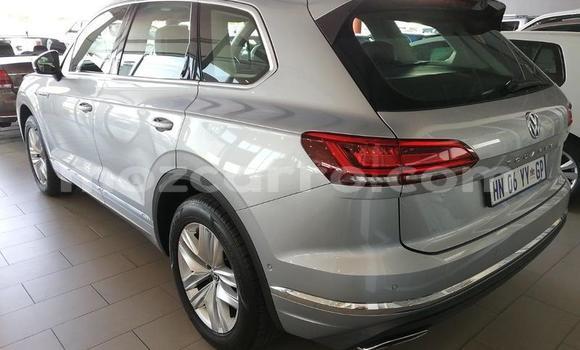 Tenga Tsaru Volkswagen Touareg Sirivha Mota in Gilé in Zambezia Tenga Tsaru Volkswagen Touareg Sirivha Mota in Gilé in Zambezia
