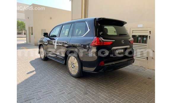 Nunua Imported Lexus LX Nyeusi Gari ndani ya Import - Dubai nchini Cabo Delgado Nunua Imported Lexus LX Nyeusi Gari ndani ya Import - Dubai nchini Cabo Delgado