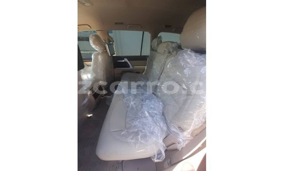 Nunua Imported Toyota Land Cruiser Nyeusi Gari ndani ya Import - Dubai nchini Cabo Delgado Nunua Imported Toyota Land Cruiser Nyeusi Gari ndani ya Import - Dubai nchini Cabo Delgado