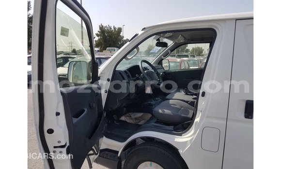 Comprar Importar Toyota Hiace Branco Carro em Import - Dubai em Cabo Delgado Comprar Importar Toyota Hiace Branco Carro em Import - Dubai em Cabo Delgado