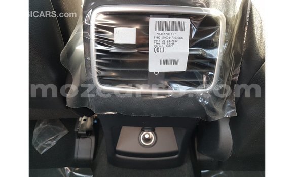 Comprar Importar Kia Sportage Branco Carro em Import - Dubai em Cabo Delgado Comprar Importar Kia Sportage Branco Carro em Import - Dubai em Cabo Delgado