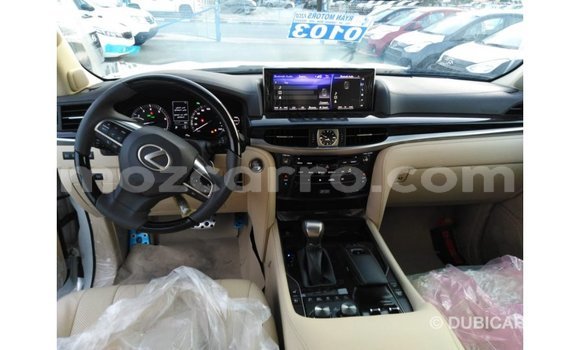 Comprar Importar Lexus LX Branco Carro em Import - Dubai em Cabo Delgado Comprar Importar Lexus LX Branco Carro em Import - Dubai em Cabo Delgado