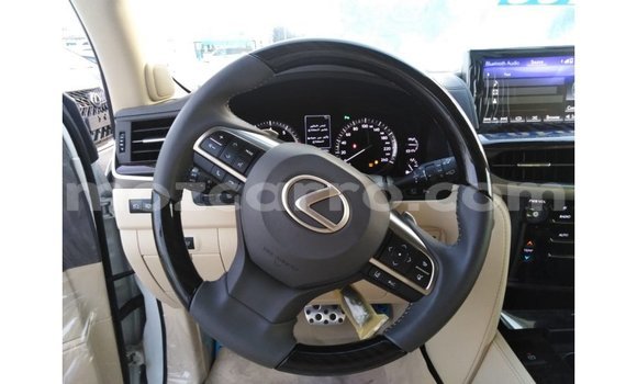 Comprar Importar Lexus LX Branco Carro em Import - Dubai em Cabo Delgado Comprar Importar Lexus LX Branco Carro em Import - Dubai em Cabo Delgado