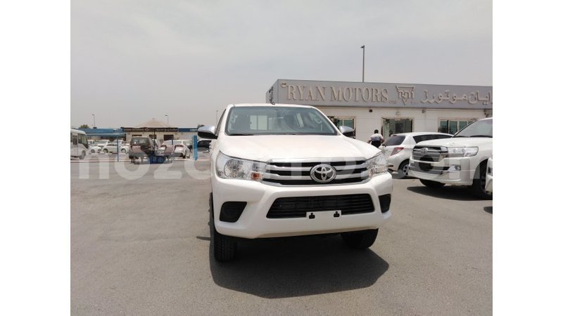 Big with watermark toyota hilux cabo delgado import dubai 6642