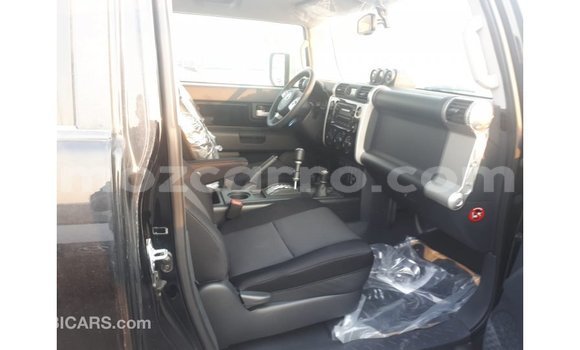 Comprar Importar Toyota FJ Cruiser Preto Carro em Import - Dubai em Cabo Delgado Comprar Importar Toyota FJ Cruiser Preto Carro em Import - Dubai em Cabo Delgado