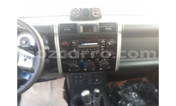 Comprar Importar Toyota FJ Cruiser Preto Carro em Import - Dubai em Cabo Delgado Comprar Importar Toyota FJ Cruiser Preto Carro em Import - Dubai em Cabo Delgado