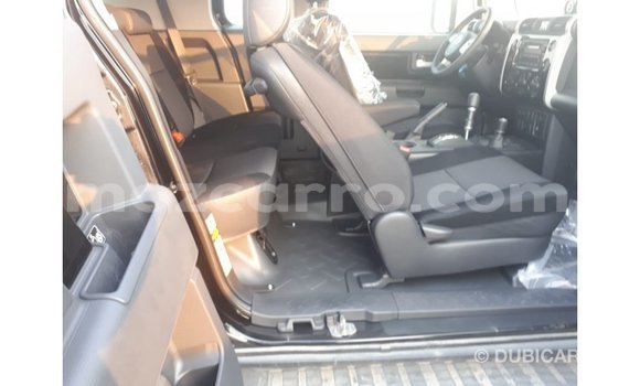 Comprar Importar Toyota FJ Cruiser Preto Carro em Import - Dubai em Cabo Delgado Comprar Importar Toyota FJ Cruiser Preto Carro em Import - Dubai em Cabo Delgado