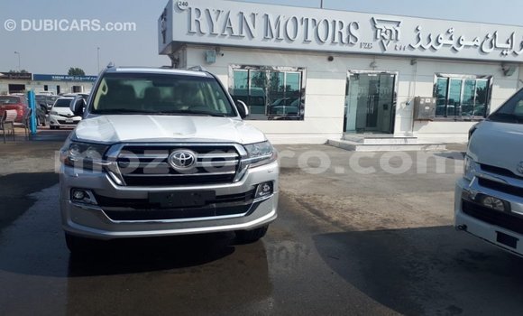 Comprar Importar Toyota Land Cruiser De outros Carro em Import - Dubai em Cabo Delgado Comprar Importar Toyota Land Cruiser De outros Carro em Import - Dubai em Cabo Delgado