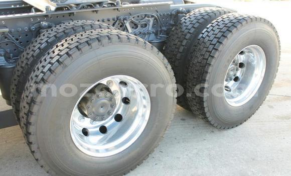 Tenga Tsaru Mercedes‒Benz Truck Chena Rori in Gilé in Zambezia Tenga Tsaru Mercedes‒Benz Truck Chena Rori in Gilé in Zambezia