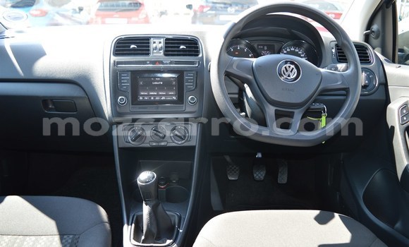 Tenga Tsaru Volkswagen Polo Bhuruu Mota in Maputo in Maputo Tenga Tsaru Volkswagen Polo Bhuruu Mota in Maputo in Maputo