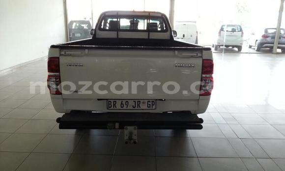 Tenga Tsaru Toyota Hilux Chena Mota in Maputo in Maputo Tenga Tsaru Toyota Hilux Chena Mota in Maputo in Maputo