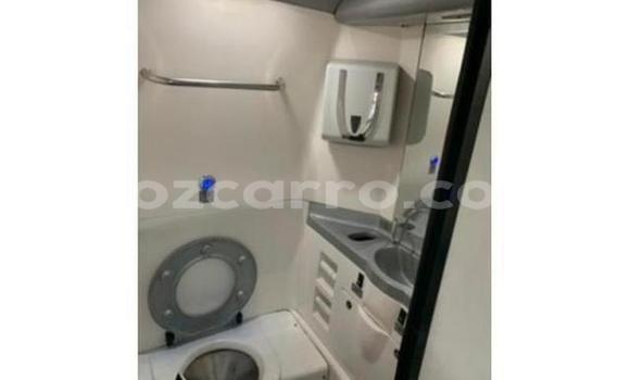 Tenga Tsaru Scania Irizar Chena Rori in Maputo in Maputo Tenga Tsaru Scania Irizar Chena Rori in Maputo in Maputo