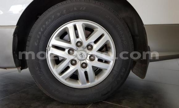 Tenga Tsaru Hyundai H1 Chena Mota in Gilé in Zambezia Tenga Tsaru Hyundai H1 Chena Mota in Gilé in Zambezia