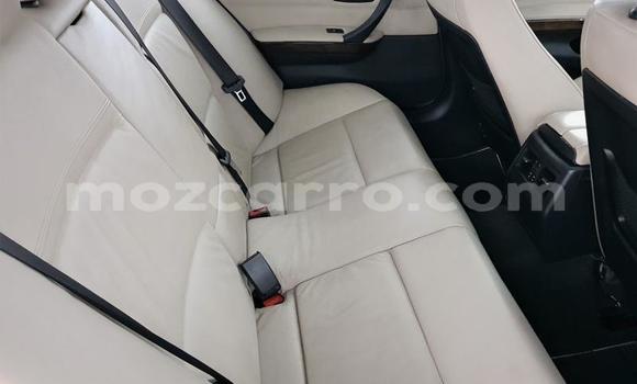 Tenga Tsaru BMW 3-Series Sirivha Mota in Gilé in Zambezia Tenga Tsaru BMW 3-Series Sirivha Mota in Gilé in Zambezia