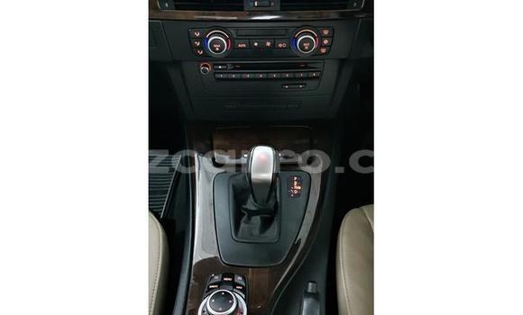 Tenga Tsaru BMW 3-Series Sirivha Mota in Gilé in Zambezia Tenga Tsaru BMW 3-Series Sirivha Mota in Gilé in Zambezia