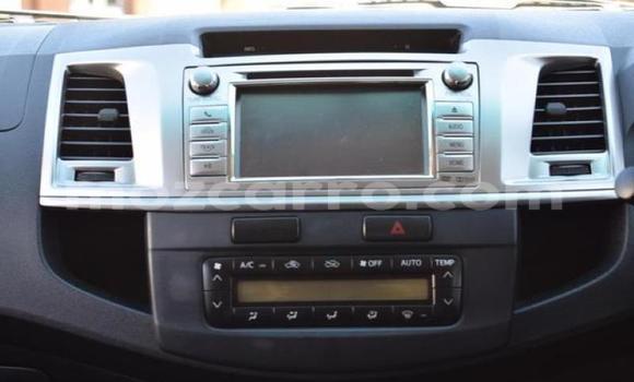 Tenga Tsaru Toyota Hilux Sirivha Mota in Gilé in Zambezia Tenga Tsaru Toyota Hilux Sirivha Mota in Gilé in Zambezia