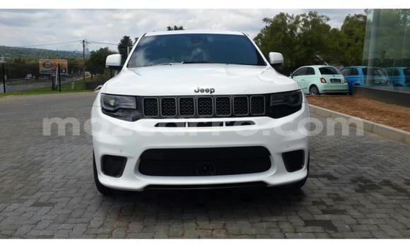 Comprar Usado Jeep Grand Cherokee Branco Carro em Maputo em Maputo Comprar Usado Jeep Grand Cherokee Branco Carro em Maputo em Maputo