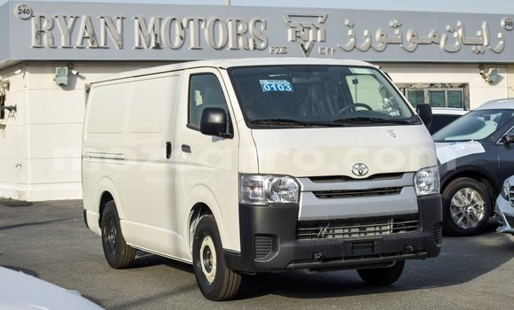 Comprar Importar Toyota Hiace Branco Carro em Import - Dubai em Cabo Delgado Comprar Importar Toyota Hiace Branco Carro em Import - Dubai em Cabo Delgado