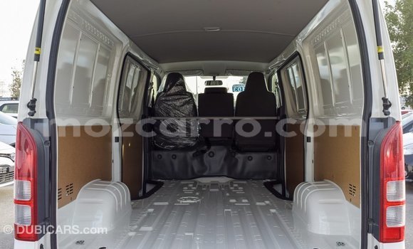 Comprar Importar Toyota Hiace Branco Carro em Import - Dubai em Cabo Delgado Comprar Importar Toyota Hiace Branco Carro em Import - Dubai em Cabo Delgado
