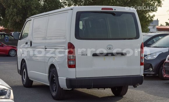 Comprar Importar Toyota Hiace Branco Carro em Import - Dubai em Cabo Delgado Comprar Importar Toyota Hiace Branco Carro em Import - Dubai em Cabo Delgado