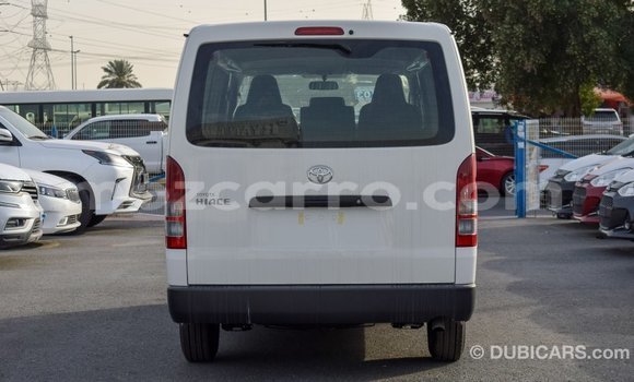 Comprar Importar Toyota Hiace Branco Carro em Import - Dubai em Cabo Delgado Comprar Importar Toyota Hiace Branco Carro em Import - Dubai em Cabo Delgado