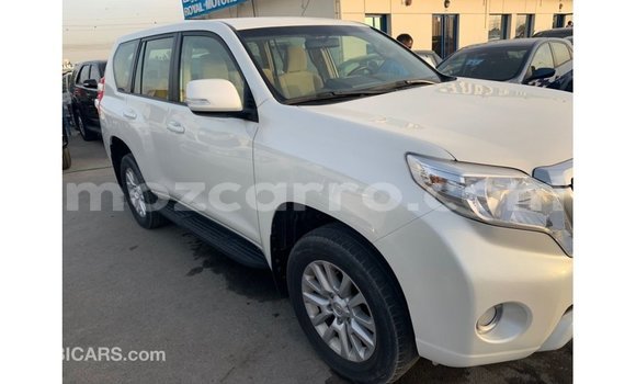 Comprar Importar Toyota Prado Branco Carro em Import - Dubai em Cabo Delgado Comprar Importar Toyota Prado Branco Carro em Import - Dubai em Cabo Delgado