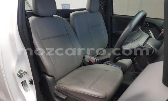 Tenga Tsaru Isuzu KB Chena Mota in Beira in Sofala Tenga Tsaru Isuzu KB Chena Mota in Beira in Sofala