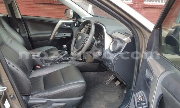 Buy Used Toyota RAV4 Brown Car in Maputo in Maputo Buy Used Toyota RAV4 Brown Car in Maputo in Maputo