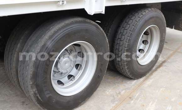 Buy Used Mitsubishi L400 White Truck in Maputo in Maputo Buy Used Mitsubishi L400 White Truck in Maputo in Maputo