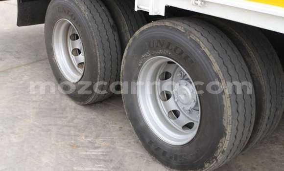 Buy Used Mitsubishi L400 White Truck in Maputo in Maputo Buy Used Mitsubishi L400 White Truck in Maputo in Maputo