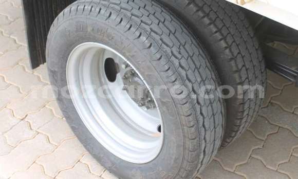 Buy Used Toyota Dyna White Truck in Maputo in Maputo Buy Used Toyota Dyna White Truck in Maputo in Maputo