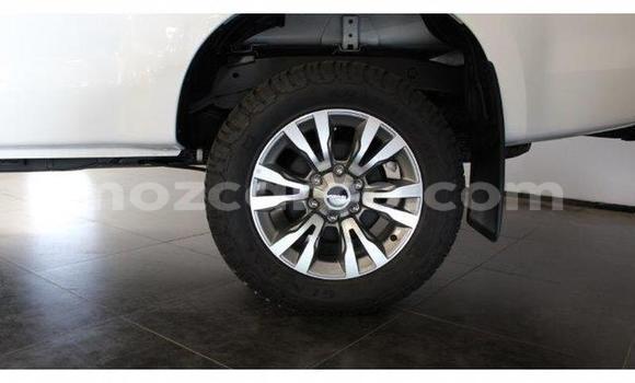 Buy Used Isuzu KB White Car in Gilé in Zambezia Buy Used Isuzu KB White Car in Gilé in Zambezia