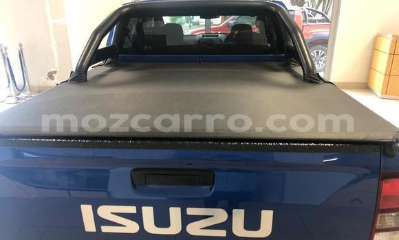 Comprar Usado Isuzu KB Azul Carro em Gilé em Zambezia Comprar Usado Isuzu KB Azul Carro em Gilé em Zambezia
