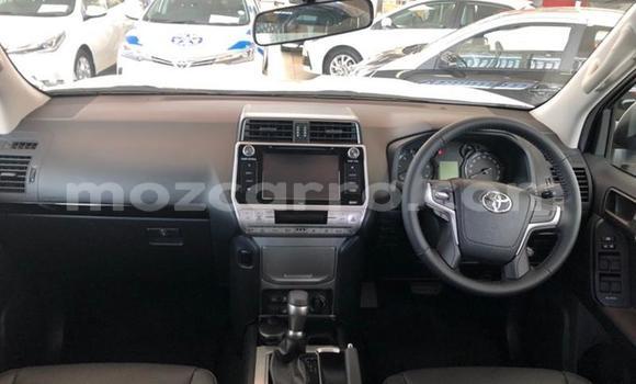 Nunua Ilio tumika Toyota Land Cruiser Prado Nyeupe Gari ndani ya Gilé nchini Zambezia Nunua Ilio tumika Toyota Land Cruiser Prado Nyeupe Gari ndani ya Gilé nchini Zambezia