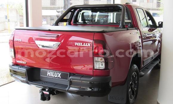 Buy Used Toyota Hilux Red Car in Gilé in Zambezia Buy Used Toyota Hilux Red Car in Gilé in Zambezia